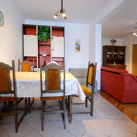In - Istrien 36940 Apartment